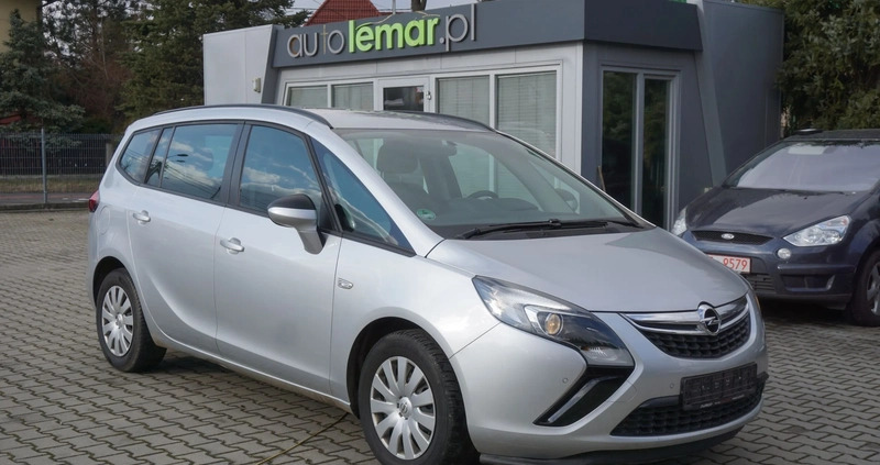Opel Zafira cena 35500 przebieg: 152000, rok produkcji 2014 z Czerniejewo małe 497